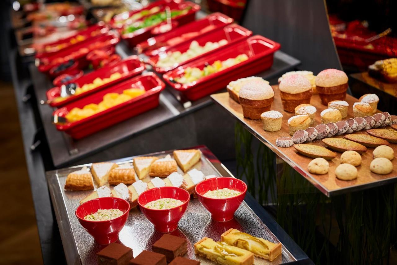 Hotel Pacai, Vilnius, A Member Of Design Hotels Εξωτερικό φωτογραφία A buffet at a hotel